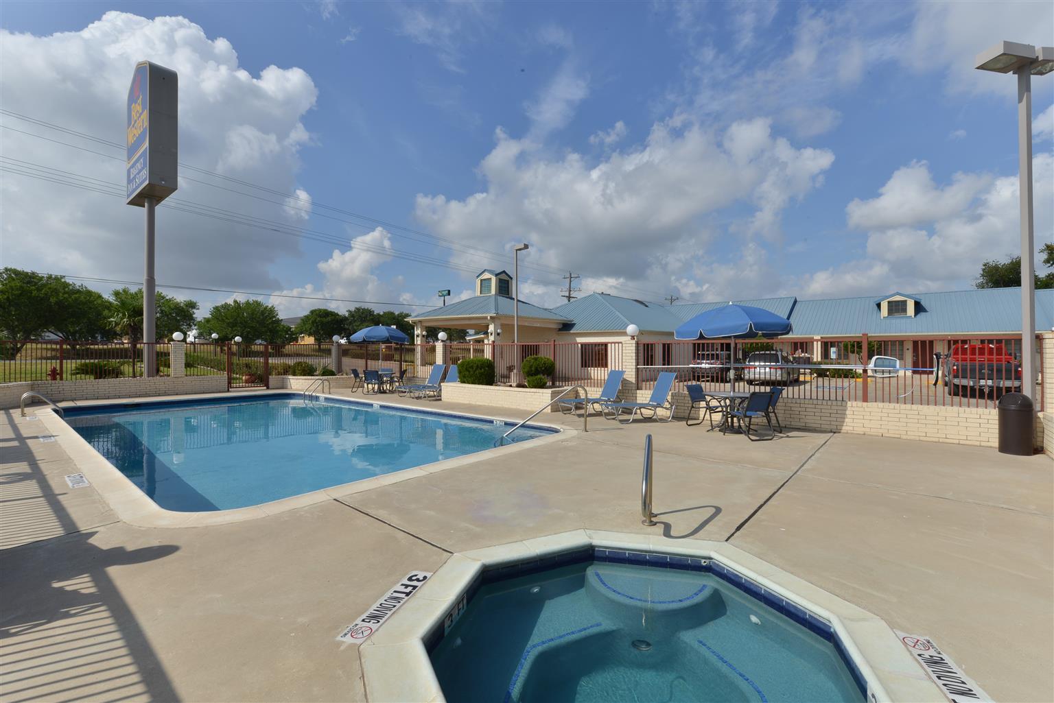 Best Western Regency Inn & Suites Gonzales Exterior foto
